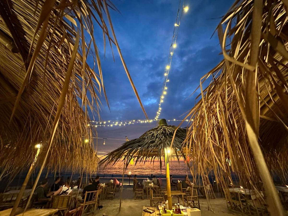 Lanta Palm Beach Resort , Beach Bungalow - Koh Lanta Exterior photo